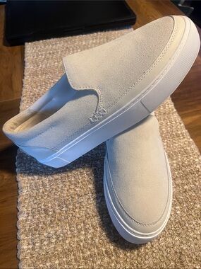 UGG Womens Slip-On Shoes in Light Beige Suede